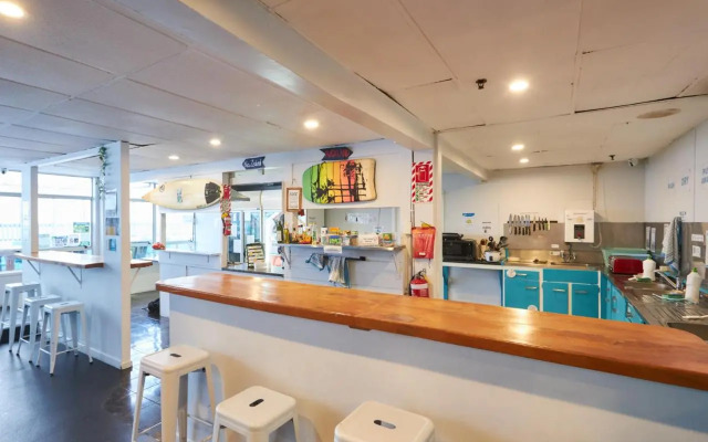 Elliott Street Apartment Hotel