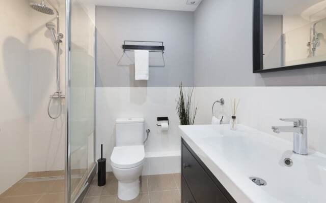 Cosy & Modern 4bdr in Central Eixample