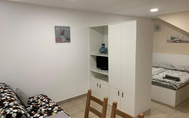 Apartments Čeh
