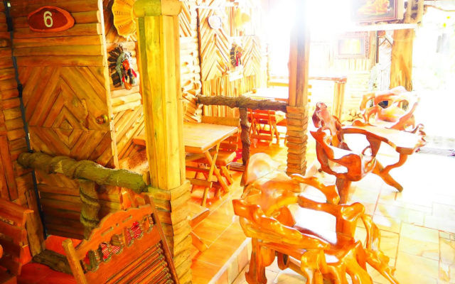 Three J Guesthouse