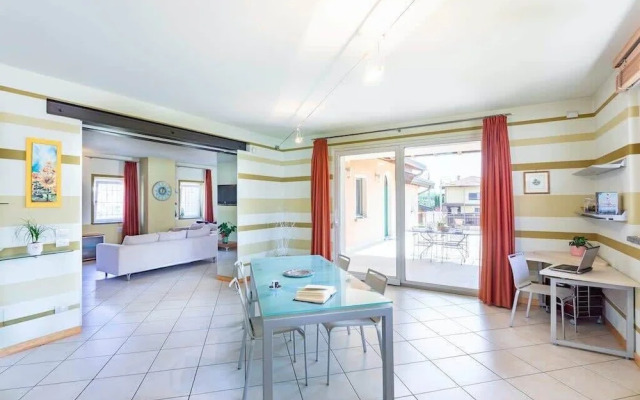 Villa Near Milan With Swimming Pool