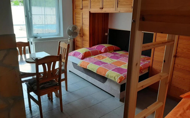 2 féröhelyes apartman