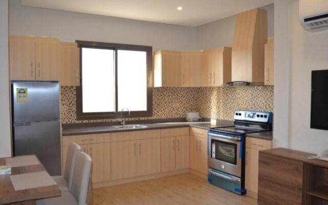 Larissa Suites