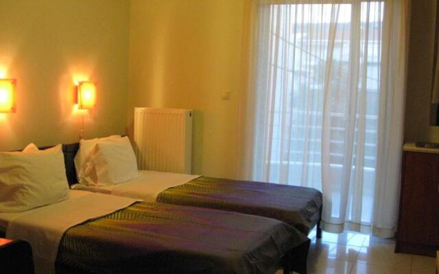 Alexander Rooms