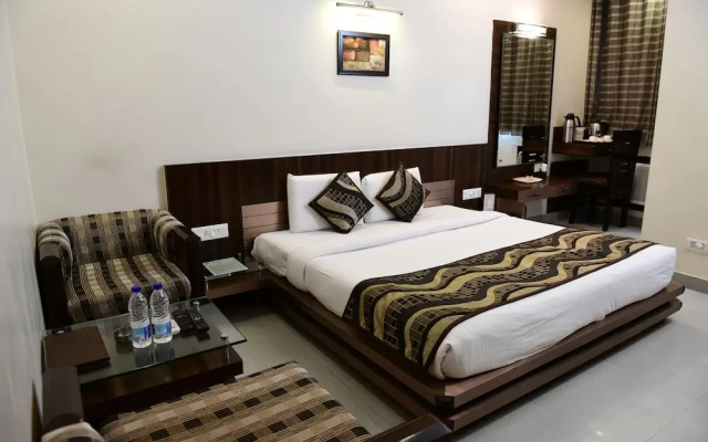 Hotel Ravisha Continental