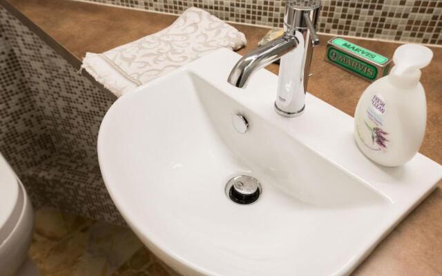 La Farina Suite Home