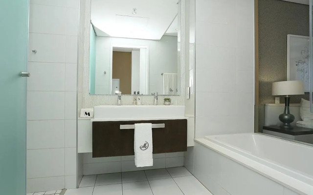 Sandton Skye Unit 702