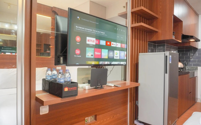 Relaxing And Homey Studio Transpark Cibubur Apartment