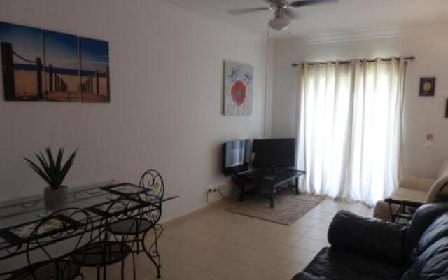 Sun & Pool Holiday Apartment