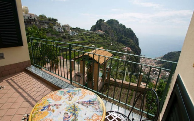 Pontone Hills on Amalfi