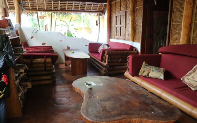 Henry's Hostel