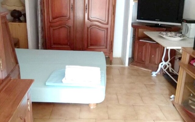 Studio in Ota, With Wonderful Mountain View, Furnished Terrace and Wif