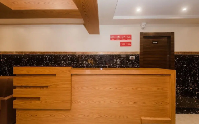 OYO 22055 Dadar Residency