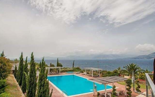 Thalassa Hotel