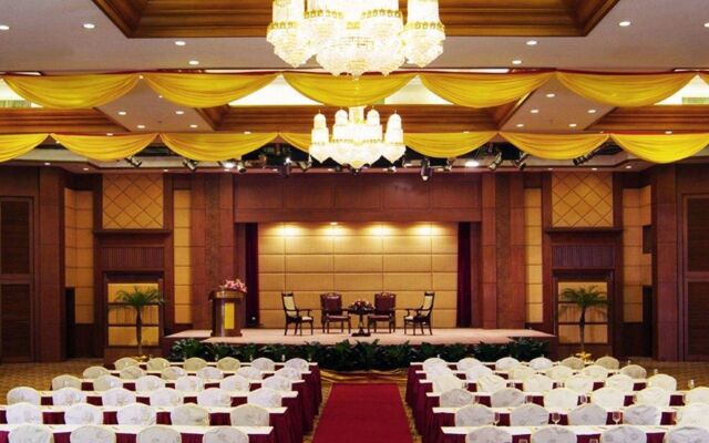 Gladden Hotel Shilong