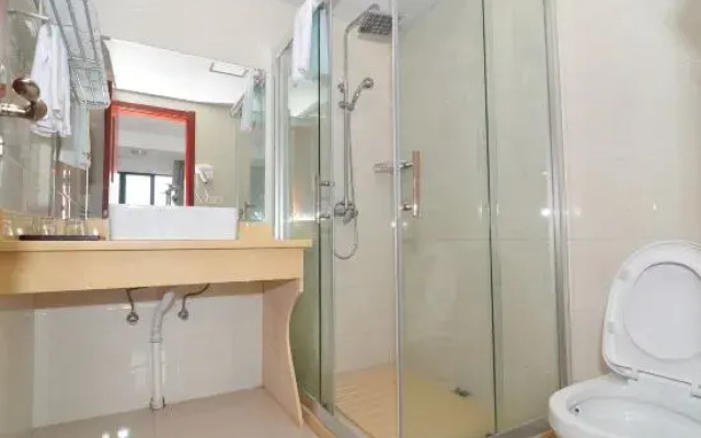 Jingyi Hotel