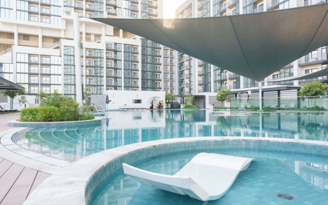 Meydan Apartment Sleeps 5 in a Great Location
