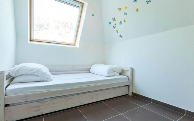 Relaxing Holiday Home in Adinkerke With Fenced Garden