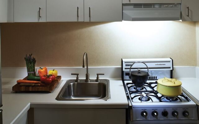 Dumont NYC Hotel