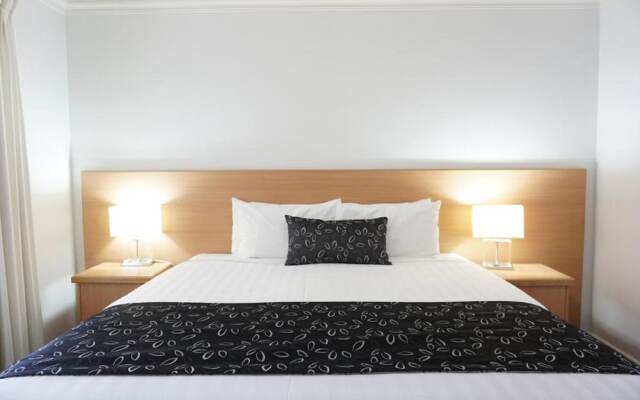 The Charles Boutique Hotel & Dining