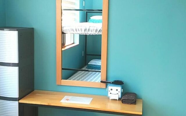 1004 Hostel