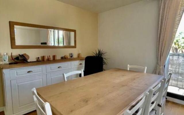 "Chez Jules" Spacious apt with 2 balconies in Marseille