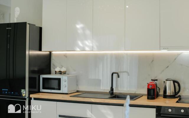 Miku Apartment-Lovely 1 Bedroom Spectacular View