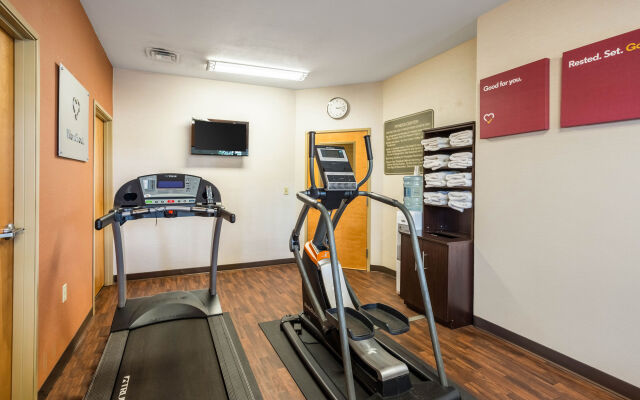 Comfort Suites