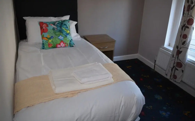 Luxury Apartment - Central Cardiff