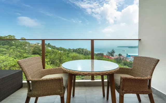 Sea View Suite C64 in Oceana near Beach