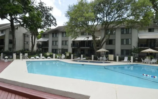 31 Springwood Villa 2 Br villa by RedAwning