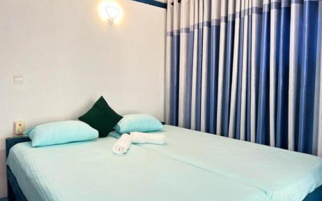 Tsunami Beach Hotel