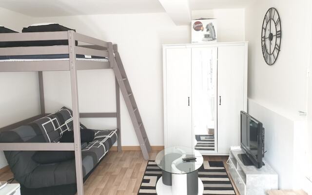 Poitiers Rabelais Chambres Quatro SDB