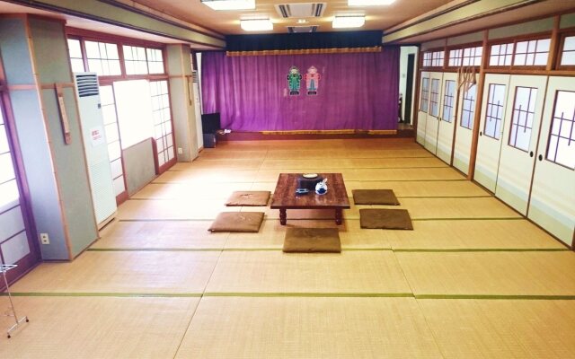 Kokumin Shukusha Furuiwayaso