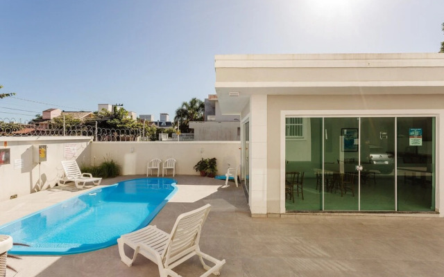 Spacious Apartment With Pool in Jurere Chr025