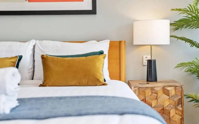 Host Apartments Upper Duke Street Apartment