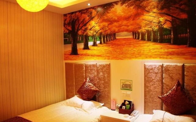 Zhengzhou Love Theme Hotel