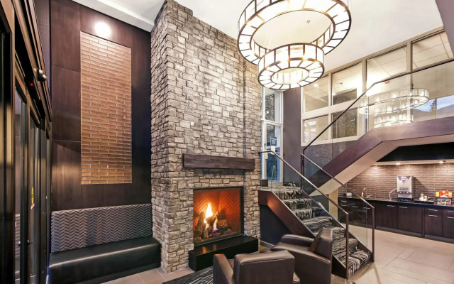Best Western Plus Banff International Lodge
