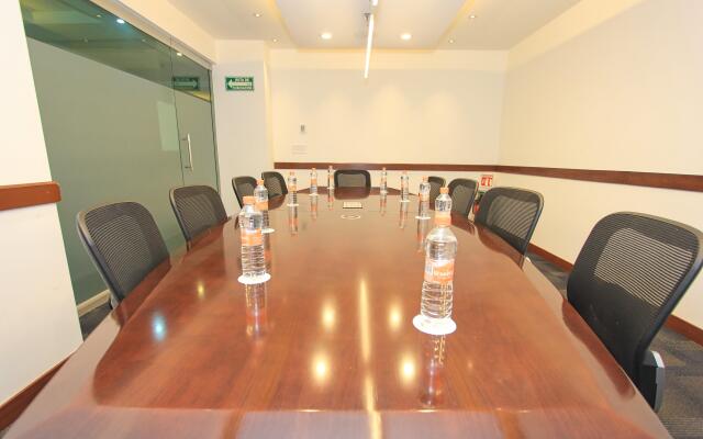 Holiday Inn Leon by IHG