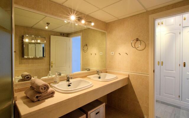 Lovely apartment in Alhaurín el Grande with terrace