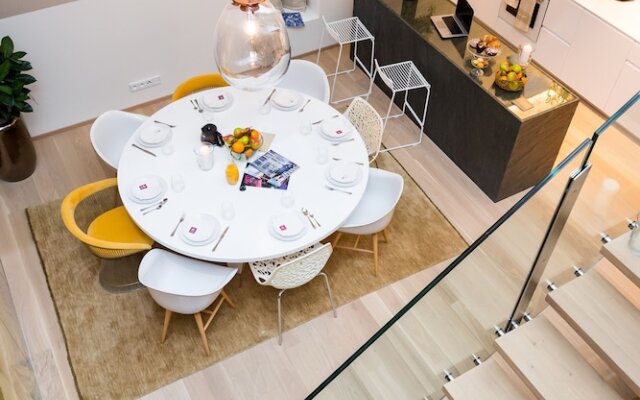 EMPIRENT Rose Apartments
