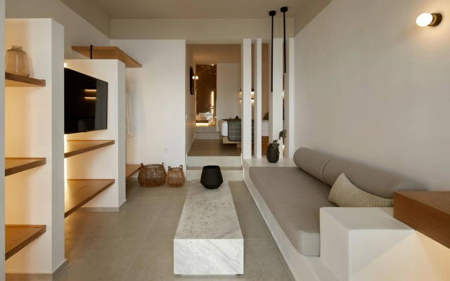 Oia Suites