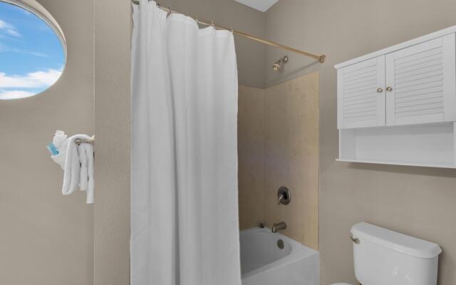 Beach Haven- Beach Pointe 703