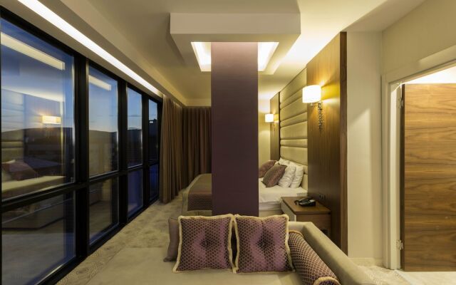 Hassuites