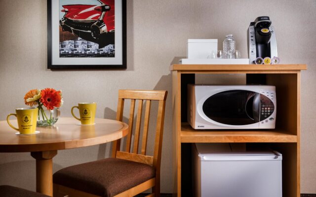 Staypineapple, University Inn, University District Seattle