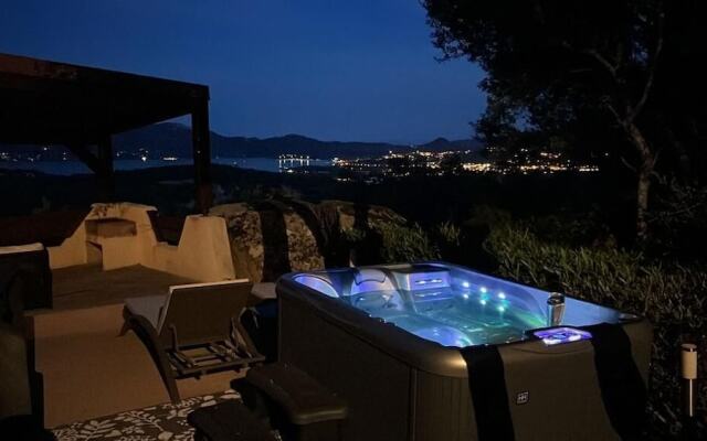Swim Lodge Hotel Porto Vecchio