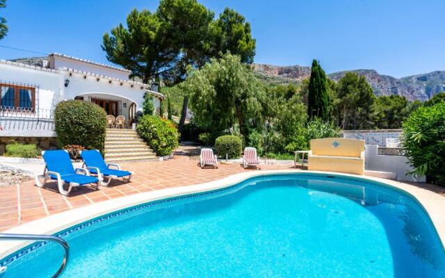 Villa Los Lagos by WestbeckVillas