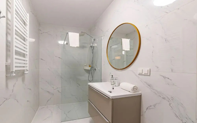 RentPlanet - Apartament Gwiaździsta