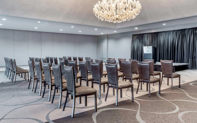 The Riverview Inn & Suites, an Ascend Hotel Collection Member