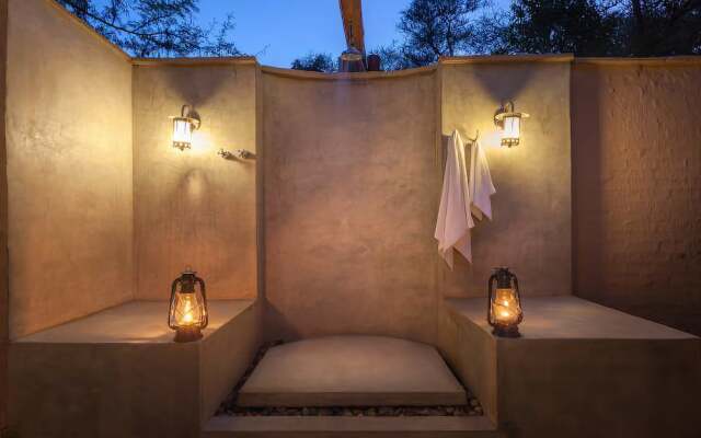 Tuli Safari Lodge